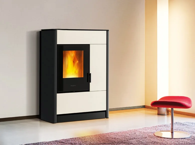 Piazzetta E228 D-S · vista frontal